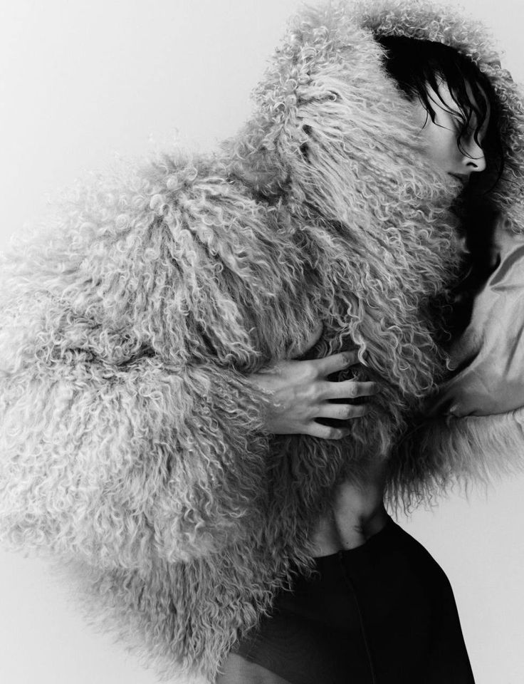 Autumn-Winter Essentials: Must-Have Luxury Items to Buy Second-Hand