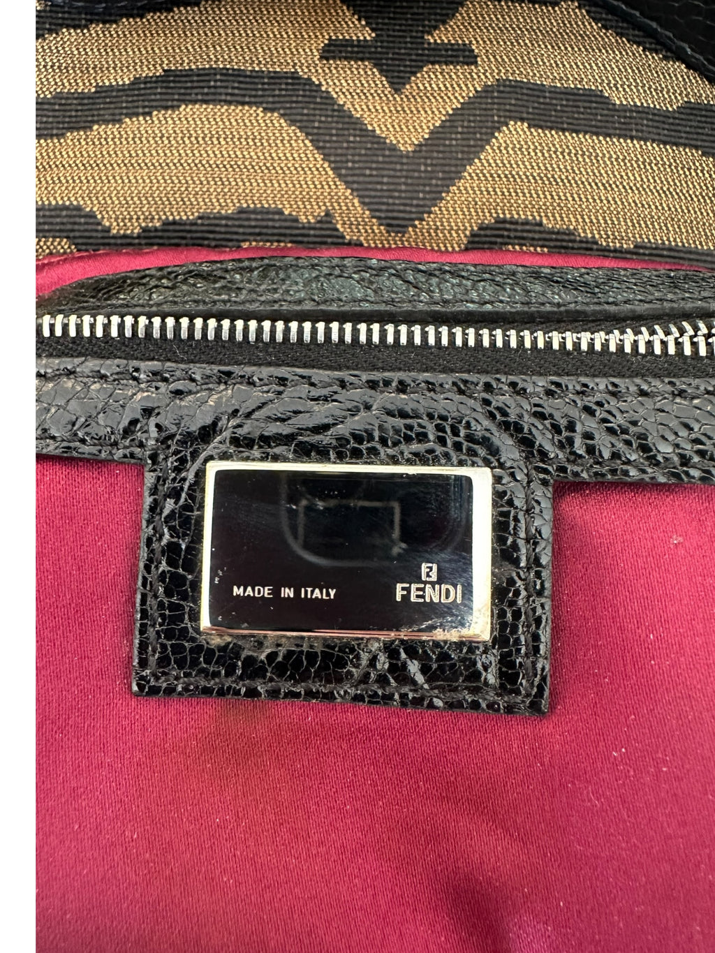 Sac à main Fendi Vintage Baguette brodé de perles