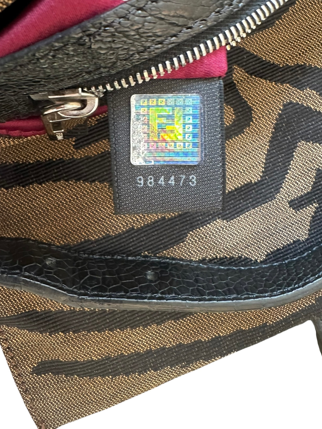 Sac à main Fendi Vintage Baguette brodé de perles