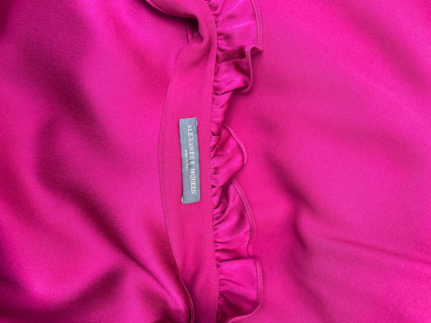 Alexander McQueen - Fuchsia Ruffled Knee-Length Dress