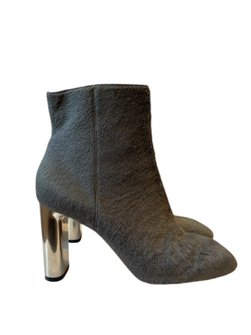 Bottines en fourrure grise Celine