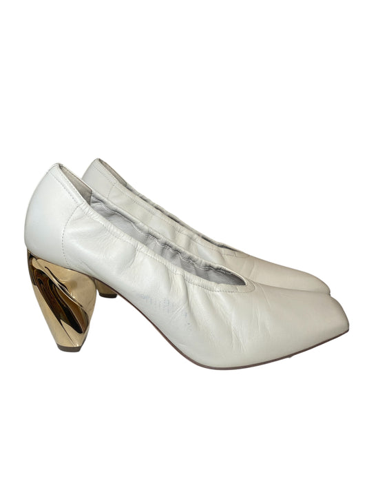 Dior pumps