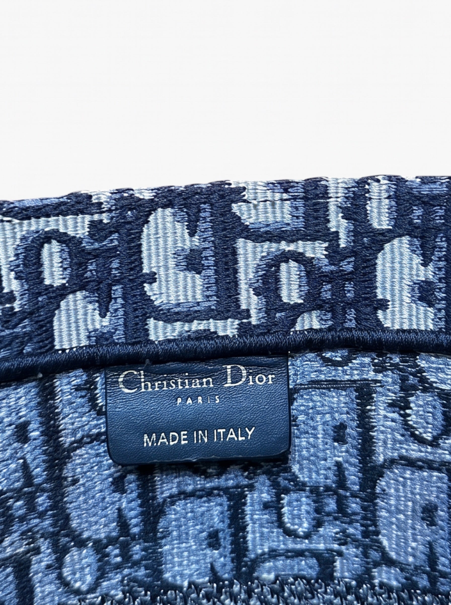 Sac Dior Book Tote moyen toile brodée Dior Oblique bleue